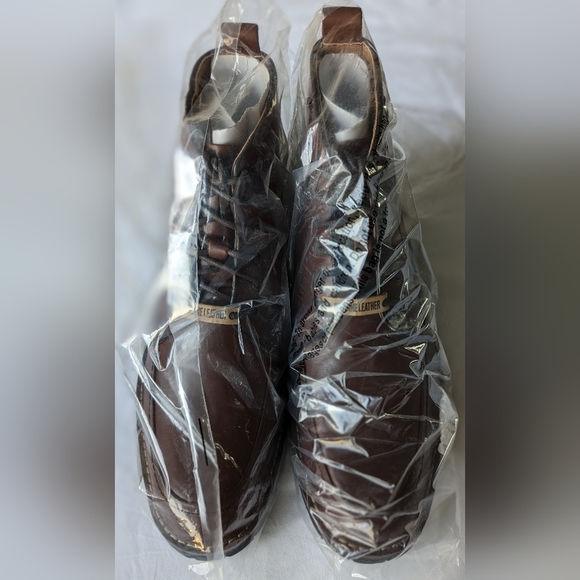 Dockers Brown Leather Boots (Size 8) - Picture 6 of 11